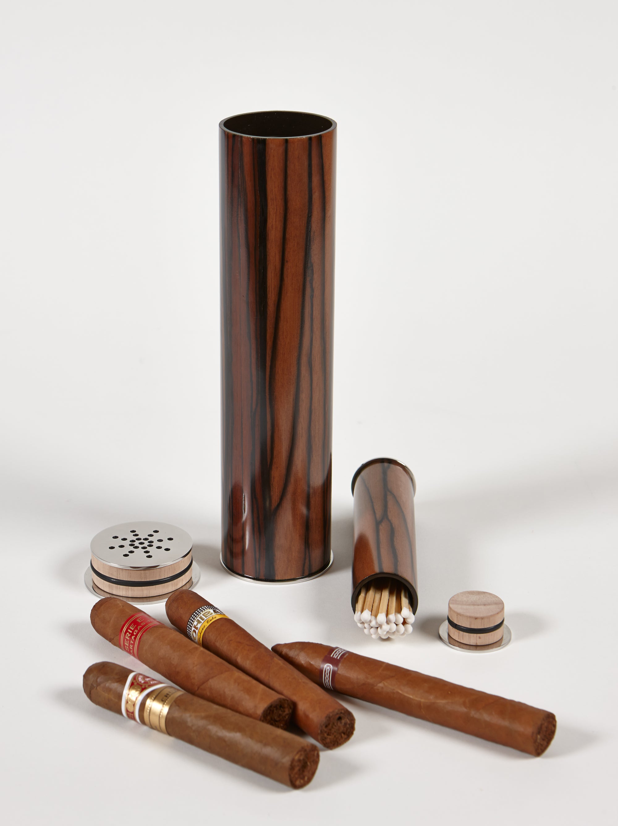 Cigar Humidifier - Royal Ebony Macassar